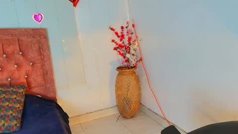 Anahi online show from 02.18.25