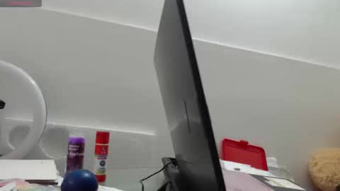 Anahi Browns online show from 03.03.26