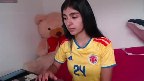 Anahi Browns online show from 06.23.26