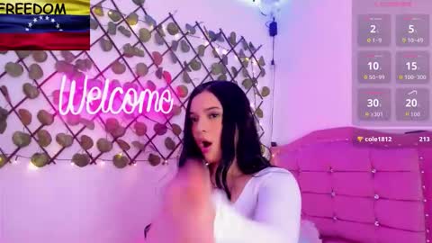 Anais online show from 10.25.25