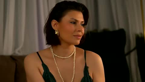 Anais online show from 03.10.25