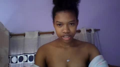 anaissa23 online show from 08.04.26