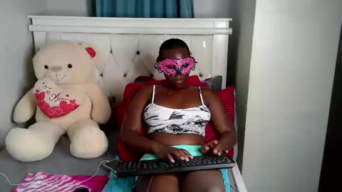 Snapshot of anakiss7 chatting on 02.25.26 anakiss7 online show from 02.25.26