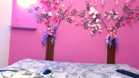 Snapshot of analdeepalejandra18 chatting on 11.30.25 analdee online show from 11.30.25