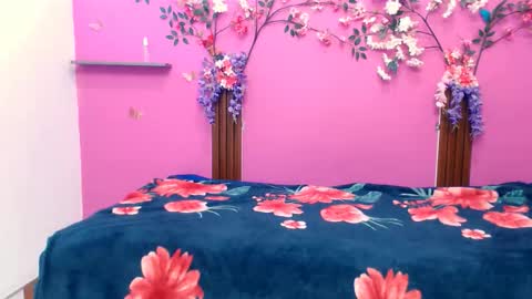 Snapshot of analdeepalejandra18 chatting on 12.17.25 analdee online show from 12.17.25