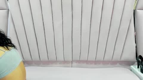 Snapshot of anales_deep_69 chatting on 01.26.25 AbbyAndAntonela online show from 01.26.25