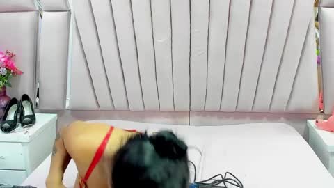 Snapshot of anales_deep_69 chatting on 02.18.25 AbbyAndAntonela online show from 02.18.25