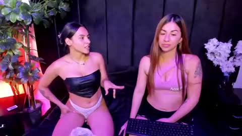 Snapshot of anales_deep_69 chatting on 06.11.26 AbbyAndAntonela online show from 06.11.26