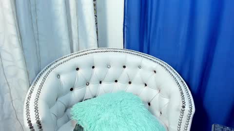 analia18  online show from 01.09.25