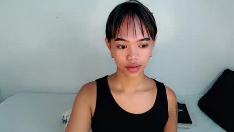 Snapshot of analisa30 chatting on 11.16.25 analisa online show from 11.16.25