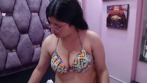 Snapshot of analybigboobs chatting on 01.09.25 catherin owen online show from 01.09.25