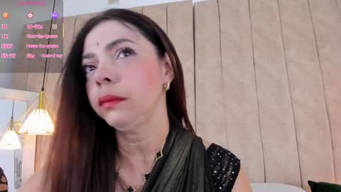 Snapshot of anantaa chatting on 09.18.25 Ananta online show from 09.18.25