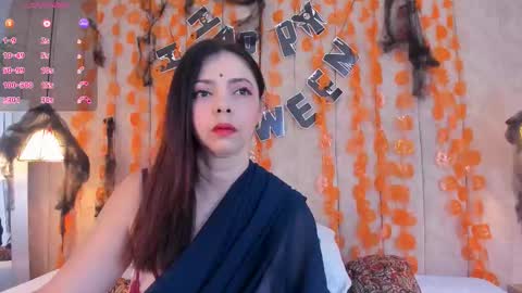 Snapshot of anantaa chatting on 10.23.25 Ananta online show from 10.23.25