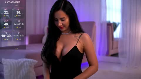 Snapshot of anarhodes chatting on 11.14.25 Anna online show from 11.14.25