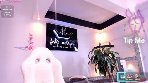 Snapshot of anaruiz1_ chatting on 10.04.25 ana online show from 10.04.25