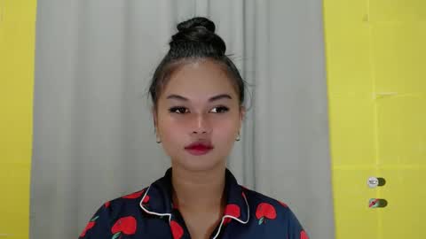 Snapshot of anaruru_ chatting on 01.14.25 ANA online show from 01.14.25