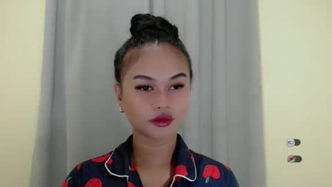 Snapshot of anaruru_ chatting on 02.06.25 ANA online show from 02.06.25