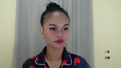 Snapshot of anaruru_ chatting on 02.10.25 ANA online show from 02.10.25