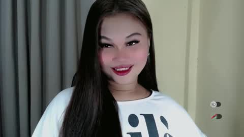 Snapshot of anaruru_ chatting on 10.14.25 ANA online show from 10.14.25