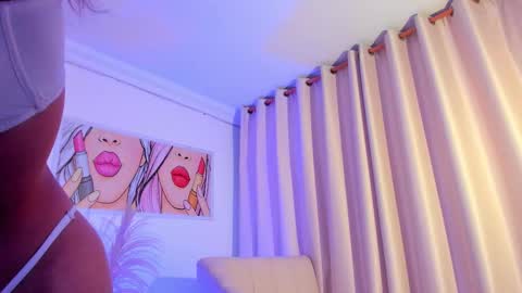 Snapshot of anaskinny chatting on 01.09.26 Ana online show from 01.09.26