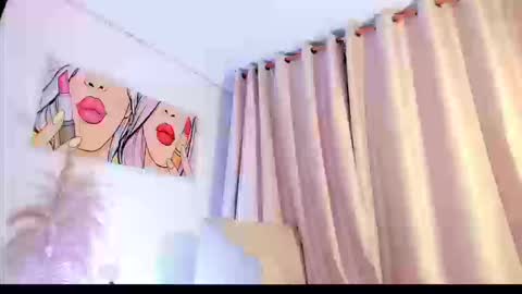 Snapshot of anaskinny chatting on 03.11.26 Ana online show from 03.11.26