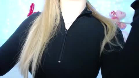 Snapshot of anastacyyellig chatting on 02.18.25 anastacyyellig online show from 02.18.25