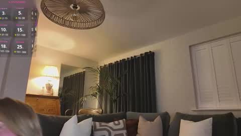 Snapshot of anastasiapocky chatting on 11.29.25 Anastasia online show from 11.29.25