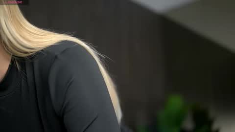 AnastasyaNoir online show from 11.14.25