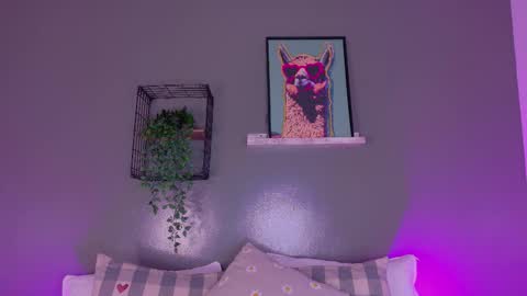 Kendra  online show from 10.22.25