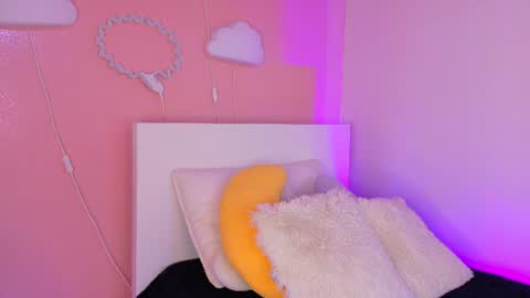 Snapshot of anavicc__ chatting on 07.11.26 Kendra online show from 07.11.26