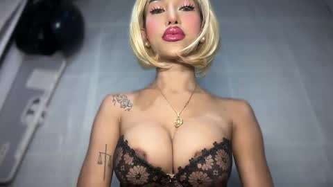 anawalters online show from 12.20.25