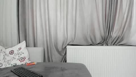 Snapshot of anayscaandy chatting on 02.17.25 Andreea online show from 02.17.25