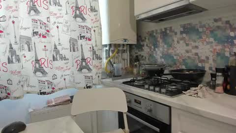 Snapshot of anayscaandy chatting on 02.19.25 Andreea online show from 02.19.25