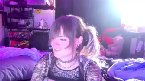 Snapshot of anchew chatting on 08.02.26 ANIME NIGHTS JOIN OUR DISCORD online show from 08.02.26