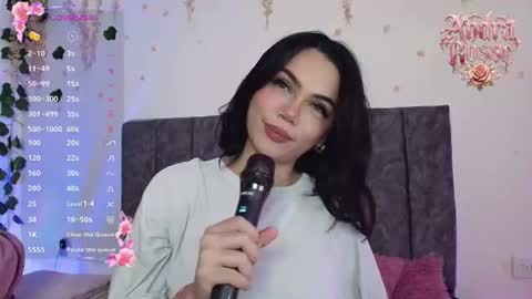 Andra de la Rosse online show from 07.26.26