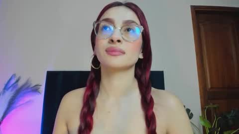 Andra Cyrus online show from 11.29.25