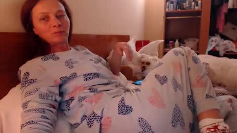 Snapshot of andrasweetie chatting on 03.08.25 Andra online show from 03.08.25