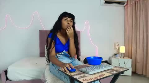 andre_lezcano online show from 02.12.26