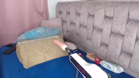 Andrea bigtits69 online show from 05.22.26