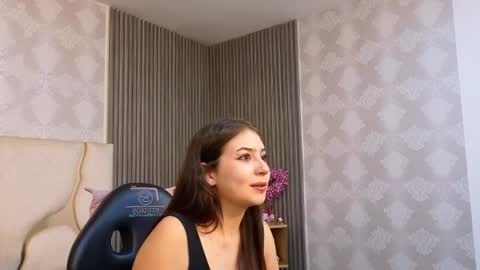 Snapshot of andrea_tay1 chatting on 07.27.26 andrea_tay1 online show from 07.27.26