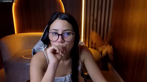 Snapshot of andrea_tx chatting on 02.17.26 andrea_tx online show from 02.17.26