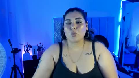 andreaakinky online show from 10.30.25