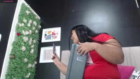 Snapshot of andreabigboobs_ chatting on 09.27.25 andreabigboobs_ online show from 09.27.25