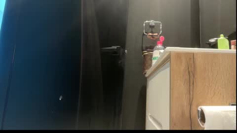 Andrea Elizabeth online show from 09.29.25