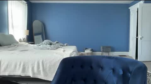 Andrea Elizabeth online show from 10.24.25