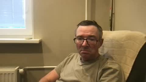 Snapshot of andreass60 chatting on 11.18.25 andreass60 online show from 11.18.25