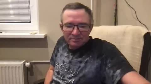 Snapshot of andreass60 chatting on 12.15.25 andreass60 online show from 12.15.25