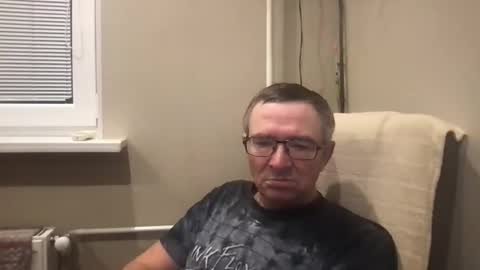 Snapshot of andreass60 chatting on 12.16.25 andreass60 online show from 12.16.25