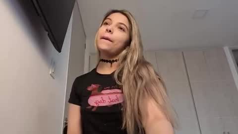 andreau 19 online show from 03.26.26