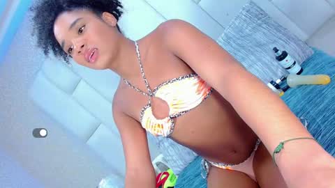 Snapshot of andreayano chatting on 09.13.25 andreayano online show from 09.13.25